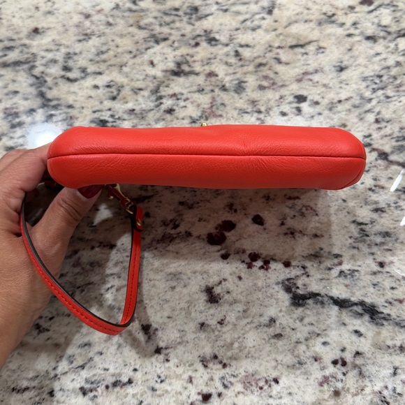 Coach Park Orange Leather Turnlock Wristlet - Picture 4 of 6